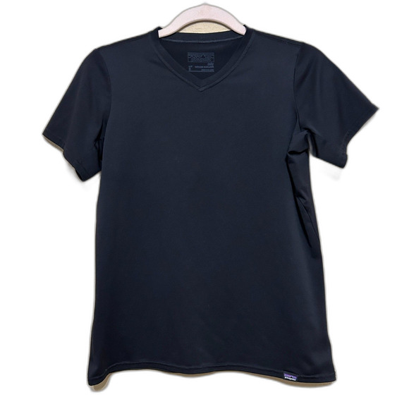 Patagonia Daily Capilene Baselayer V Neck Shirt Size Small Black Short Sleeve - Picture 1 of 6